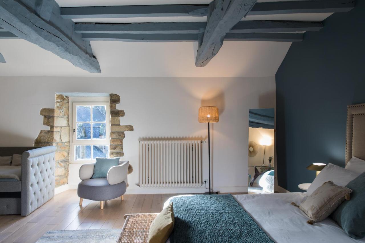 Manoir Du Vau D Arz Gites Et Chambres D Hotes Avec Piscine Malansac Exterior foto