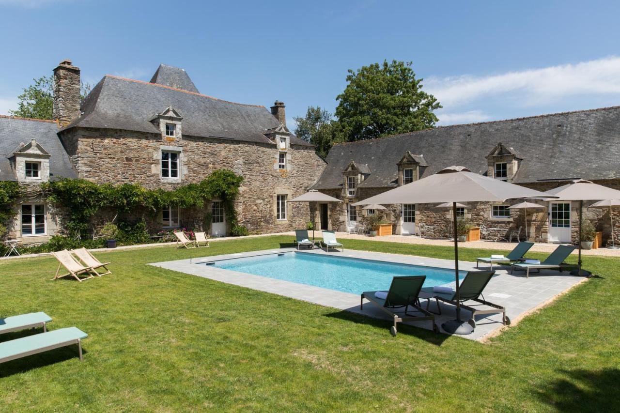 Manoir Du Vau D Arz Gites Et Chambres D Hotes Avec Piscine Malansac Exterior foto